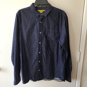 Dres Ladro Chambray Long Sleeve Button Down